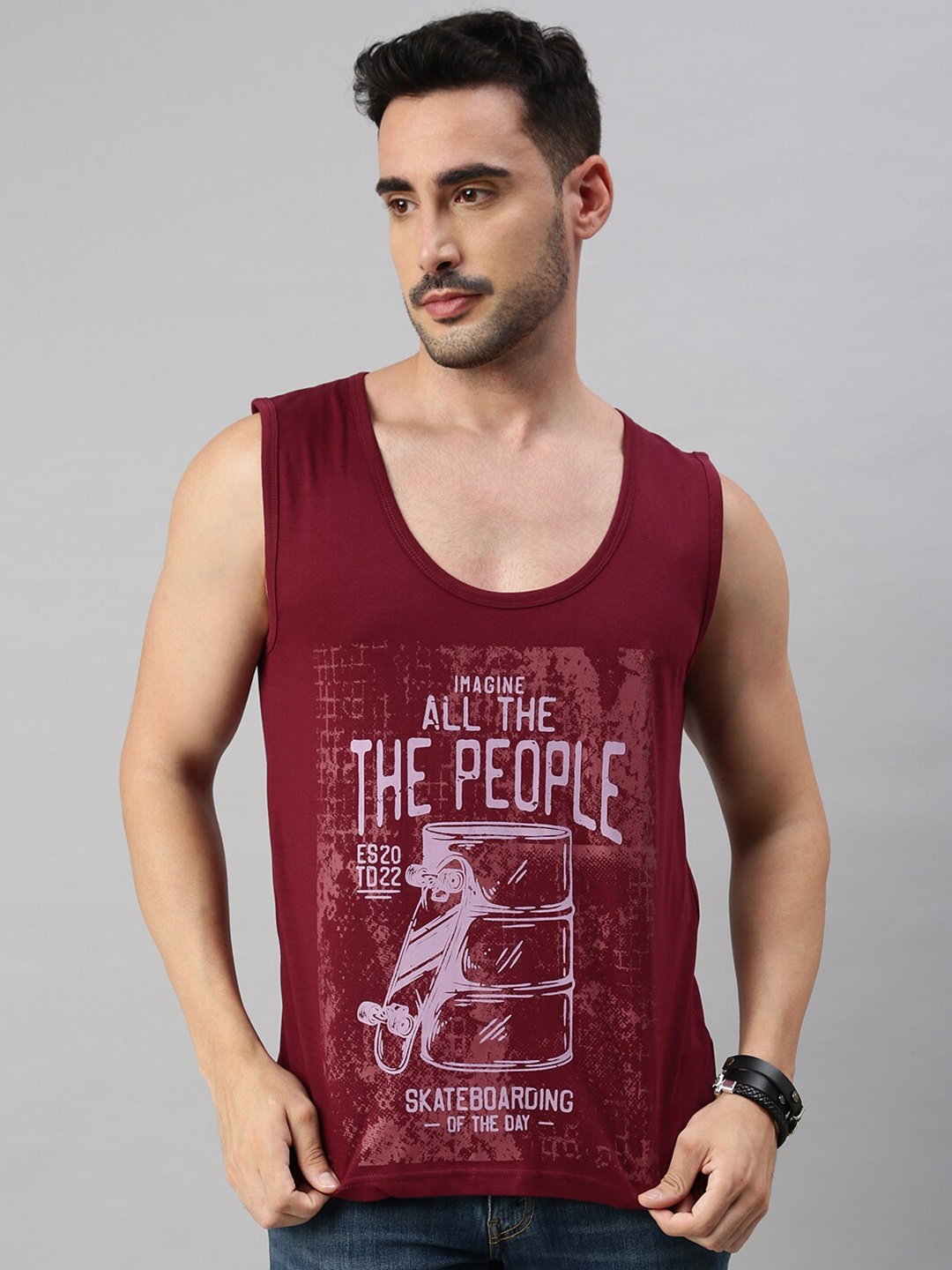 

BLACK RADIO Typography Printed Pure Cotton T-shirt, Maroon