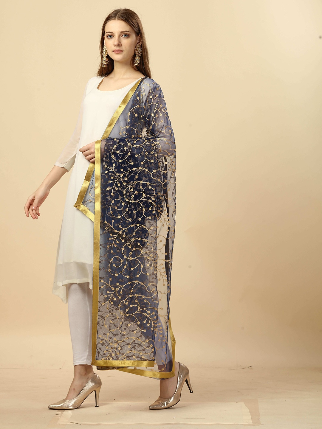 

Nimidiya Floral Embroidered Net Dupatta, Navy blue
