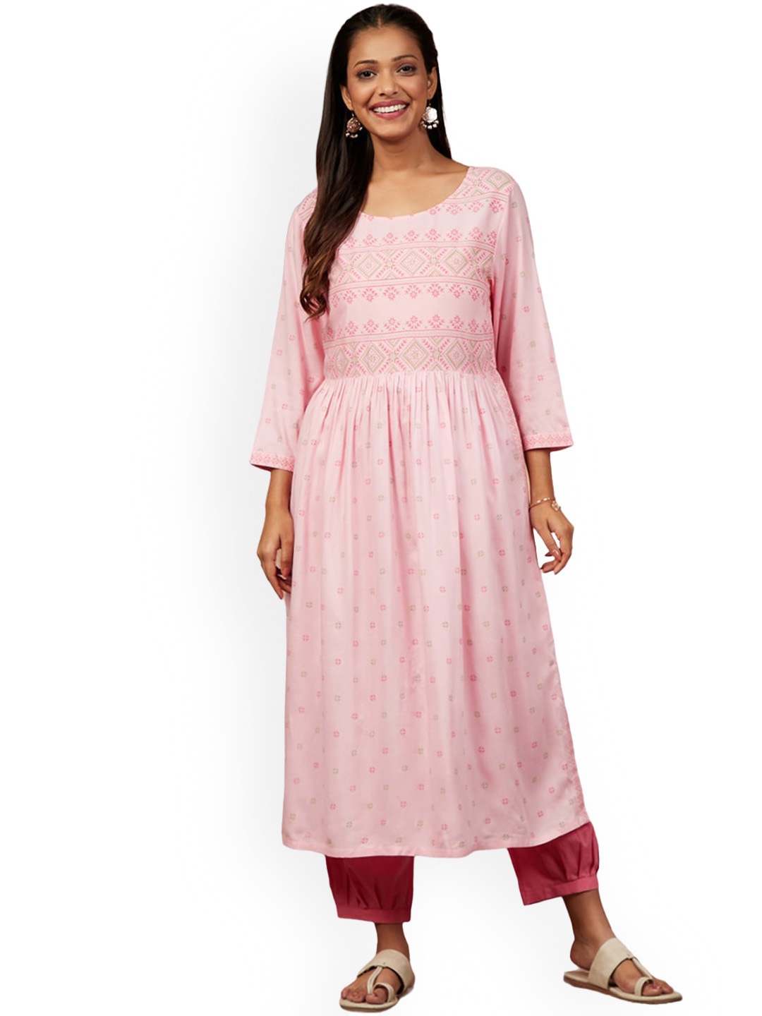 

IMARA Ethnic Motifs Printed Regular Kurta with Trousers, Pink