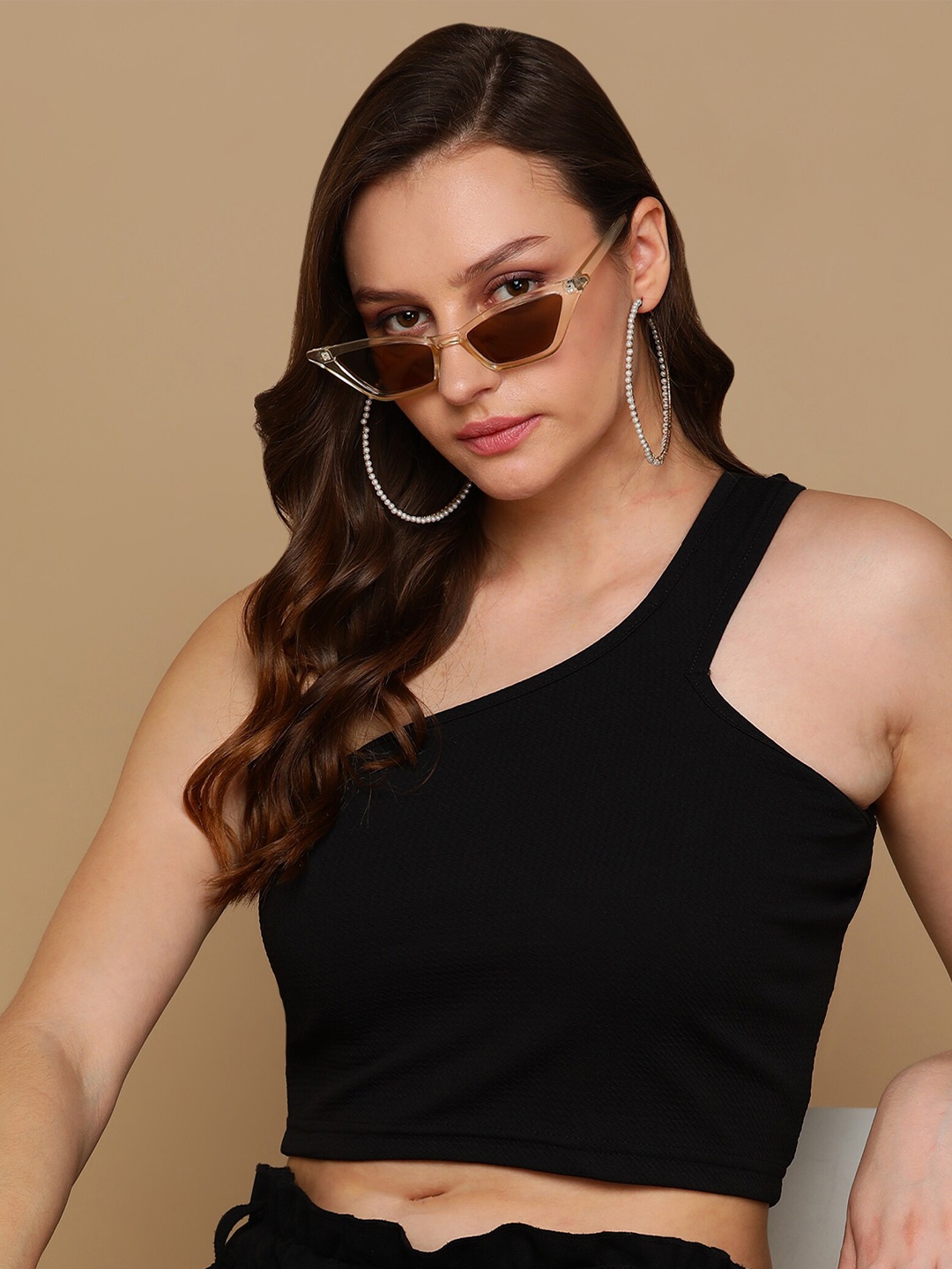 

Crazy SHE One Shoulder Sleeveless Regular Crop Top, Black