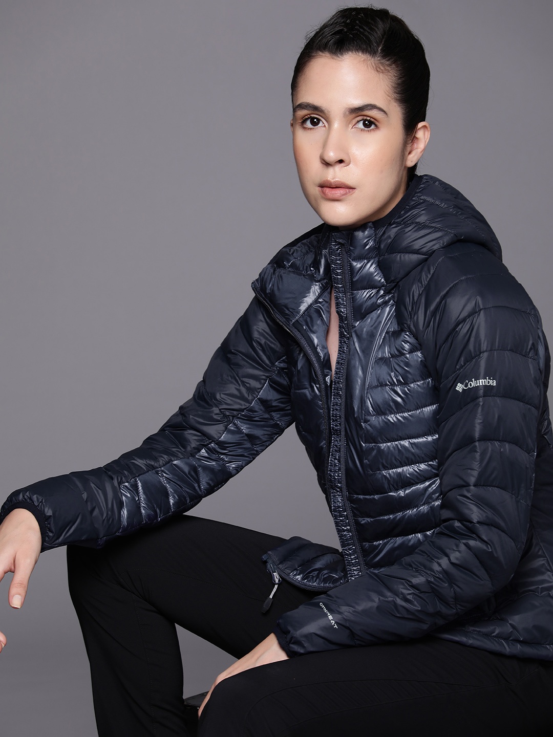 

Columbia Women Labyrinth Loop Hooded Full Sleeve Trekking-Hiking Jacket, Navy blue