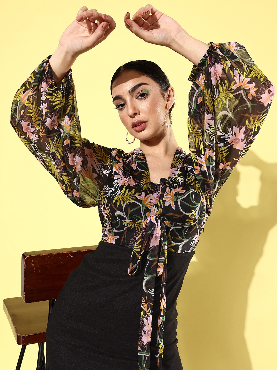 

QUIERO Floral Printed Puff Sleeve Chiffon Bodycon Mini Dress, Black