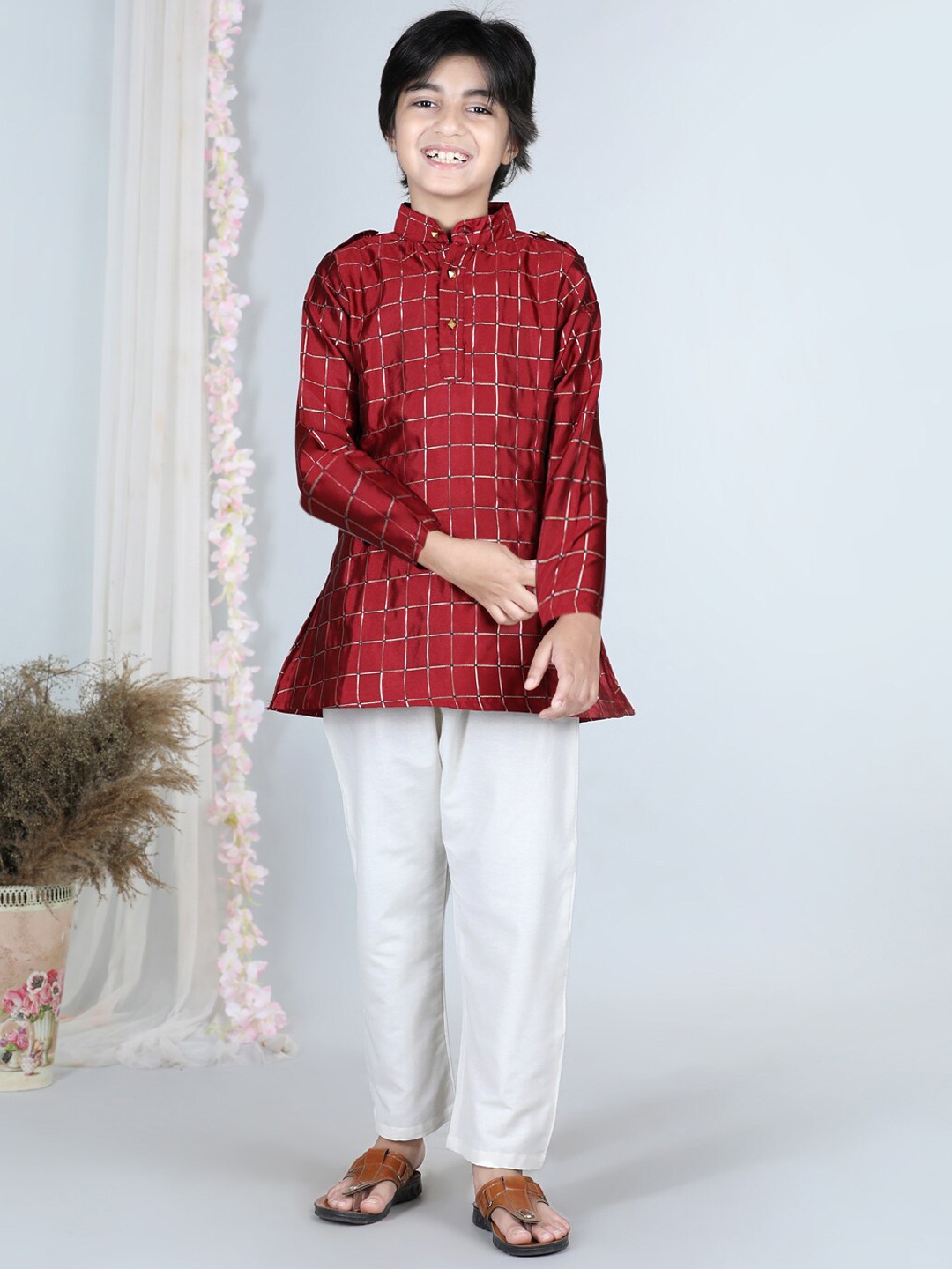 

Cutiekins Boys Checked Band Collar Straight Kurta with Trousers, Maroon