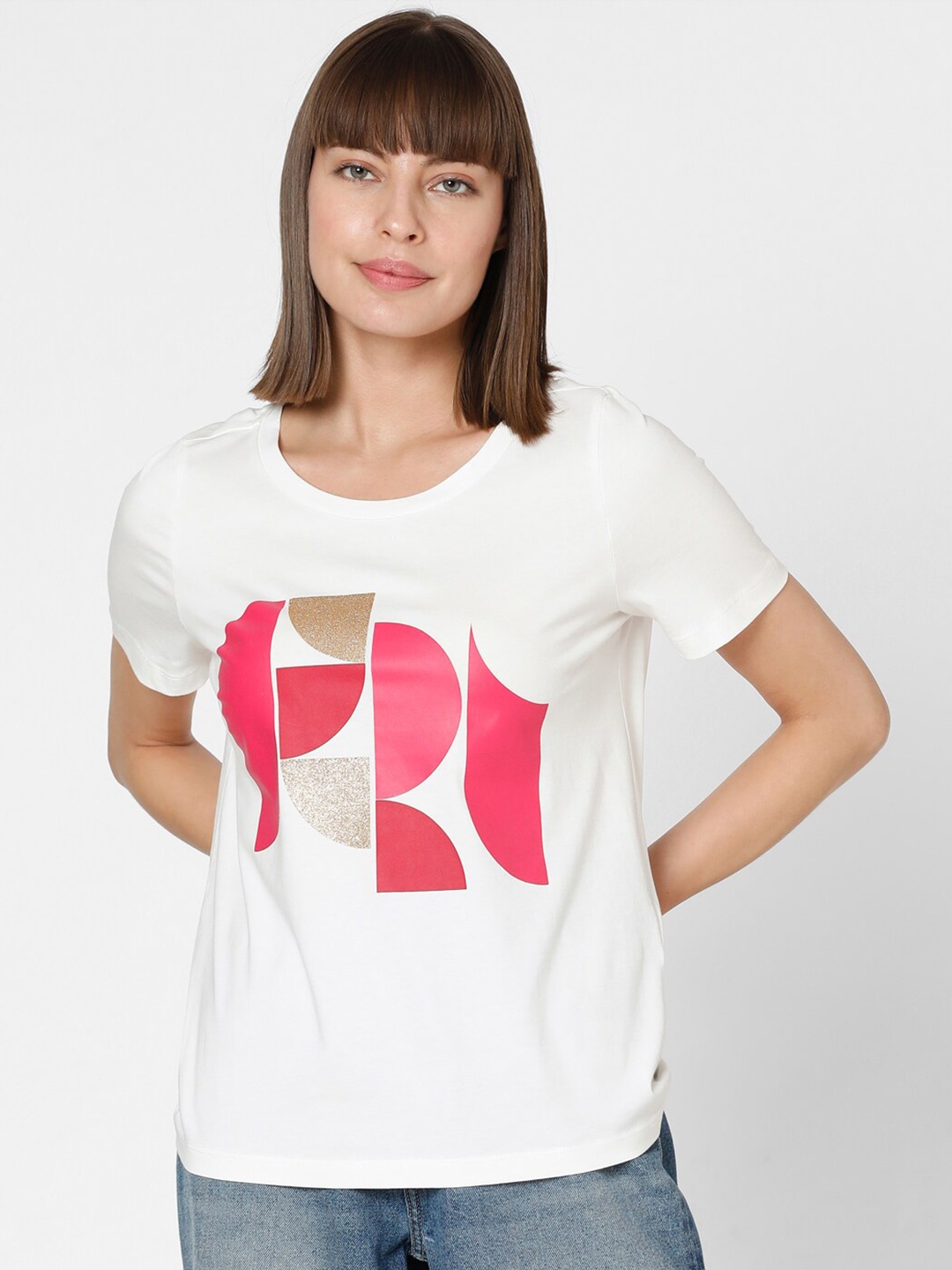 

Vero Moda Abstract Printed Round Neck Cotton Regular T-shirt, White
