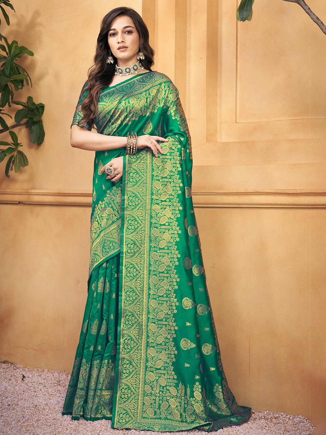 

SARIYA Ethnic Motifs Woven Design Zari Banarasi Saree, Sea green