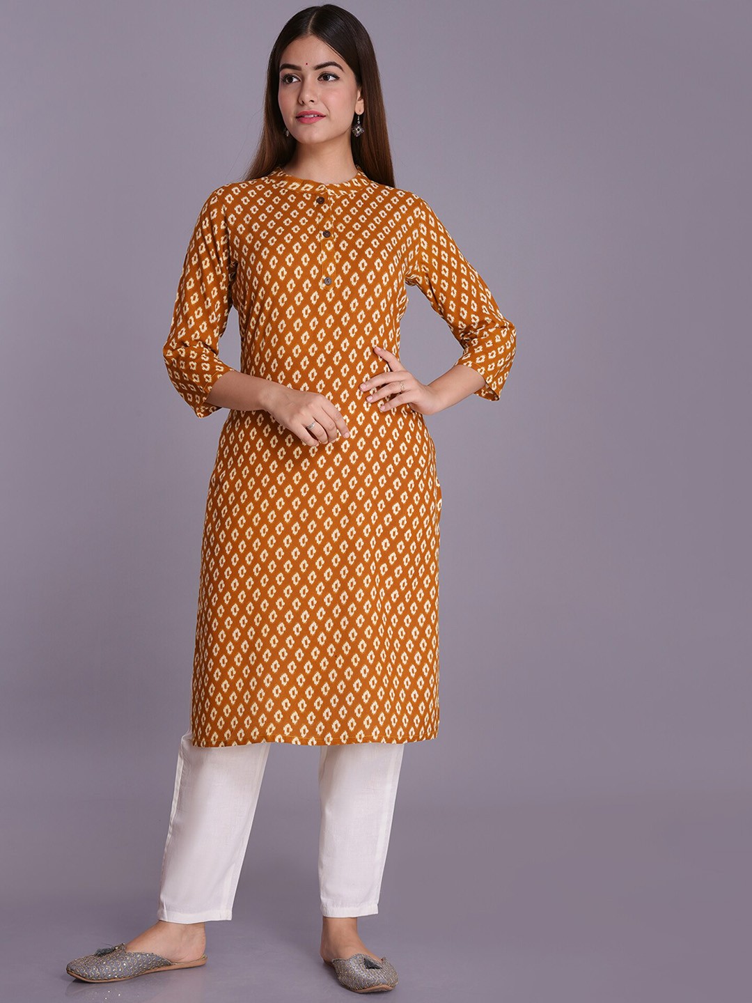 

KALINI Ethnic Motifs Printed Mandarin Collar Straight Kurta & Trousers, Brown