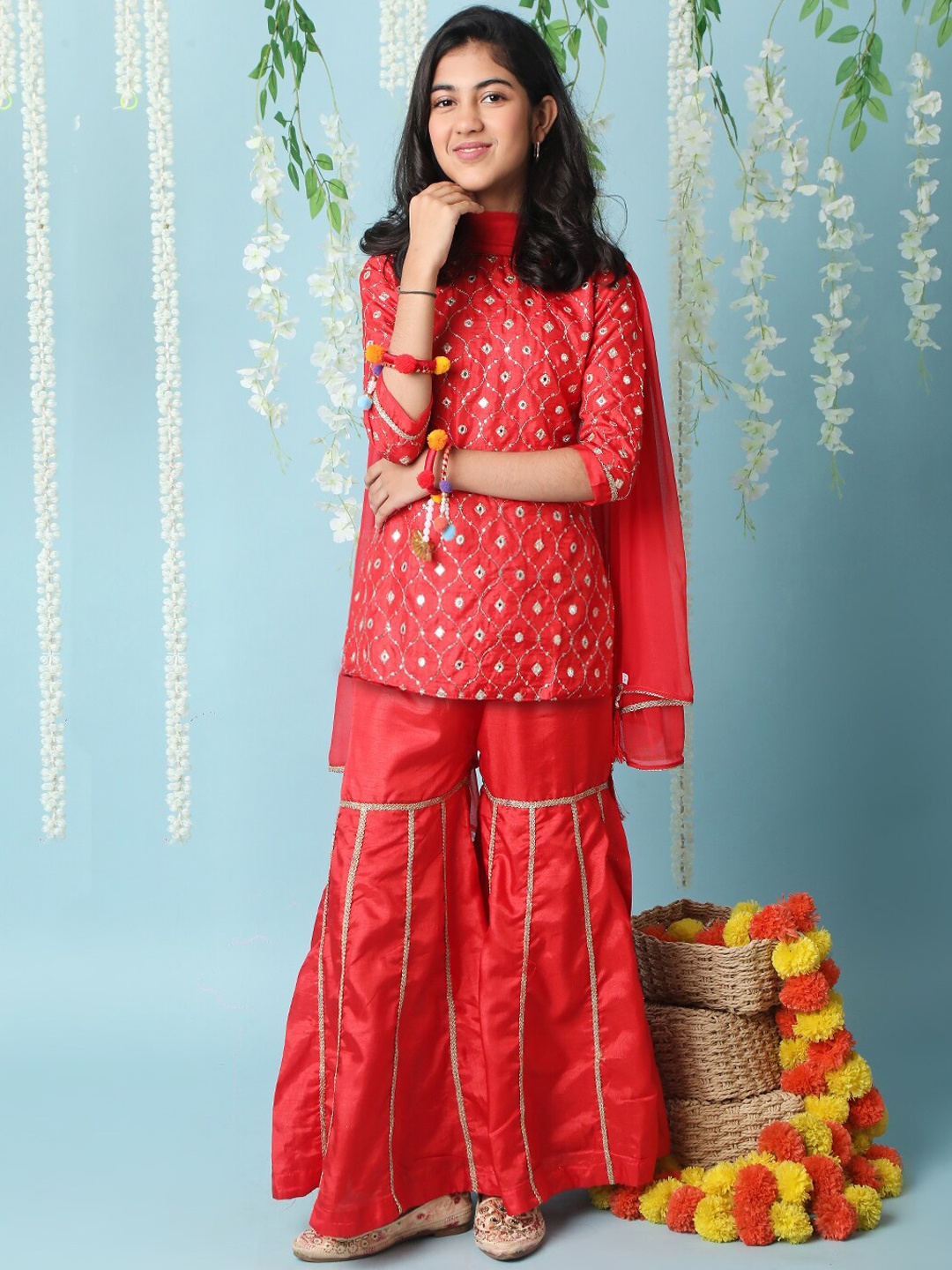 

KID1 Girls Ethnic Motifs Embroidered Regular Mirror Work Kurti With Sharara & Dupatta, Red