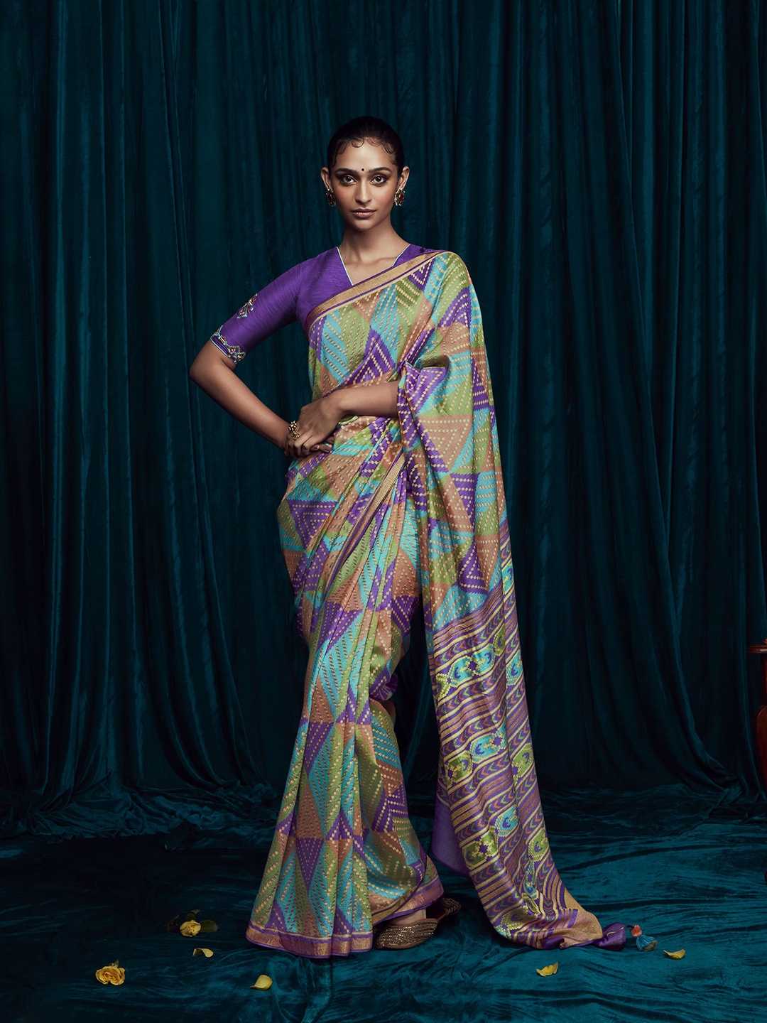 

elora Geometric Woven Design Bhagalpuri Saree, Turquoise blue