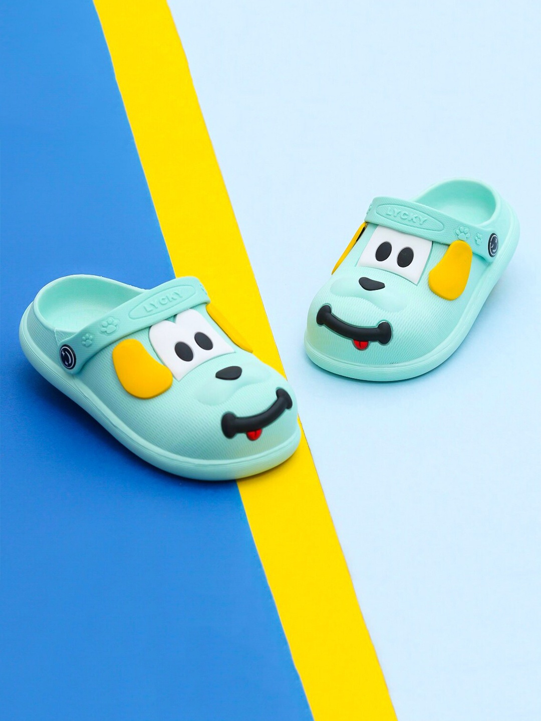 

Yellow Bee Boys Puppy Pattern Clogs, Blue