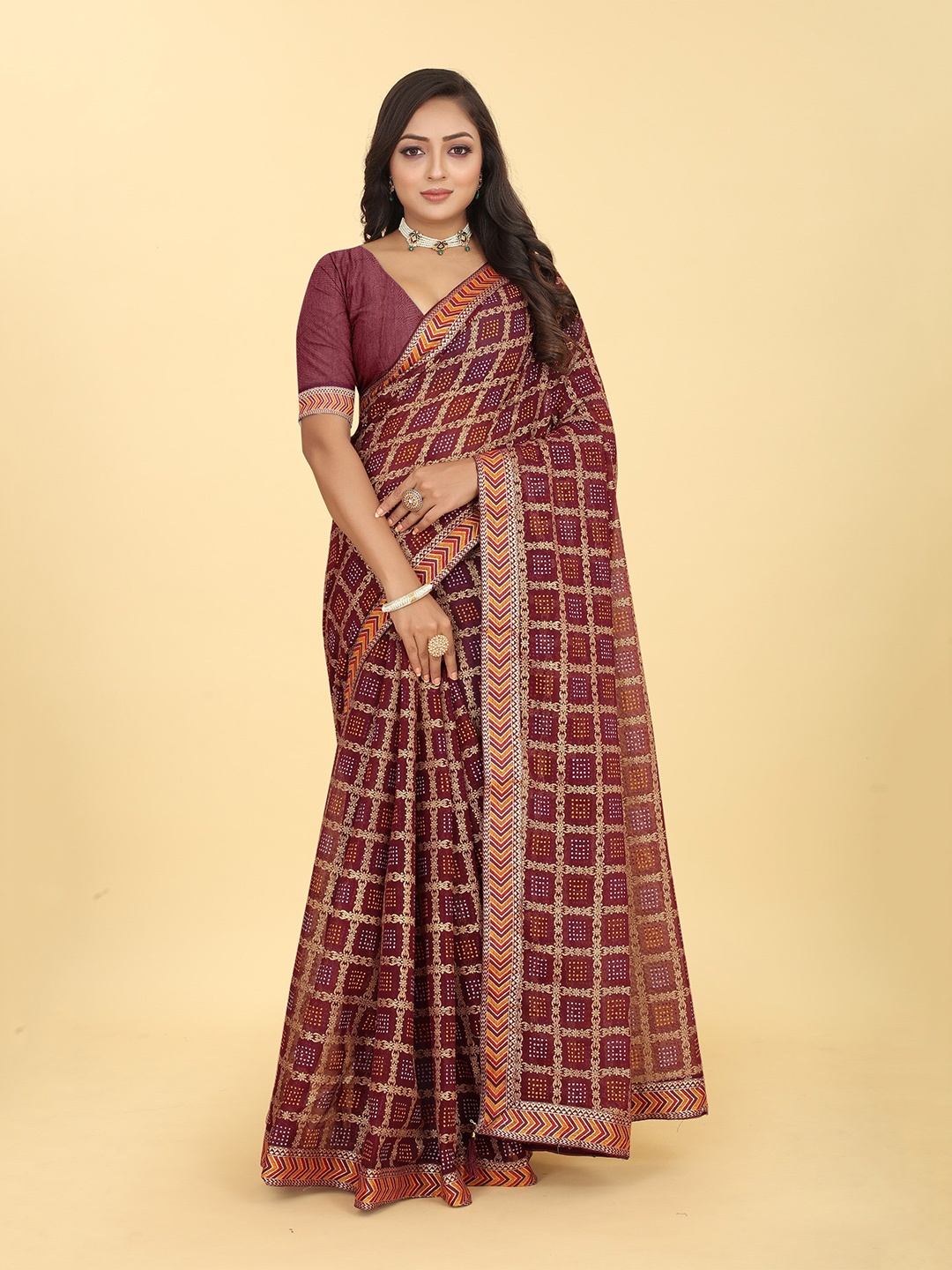 

Kiwie Bandhani Printed Zari Poly Chiffon Bandhani Saree, Purple