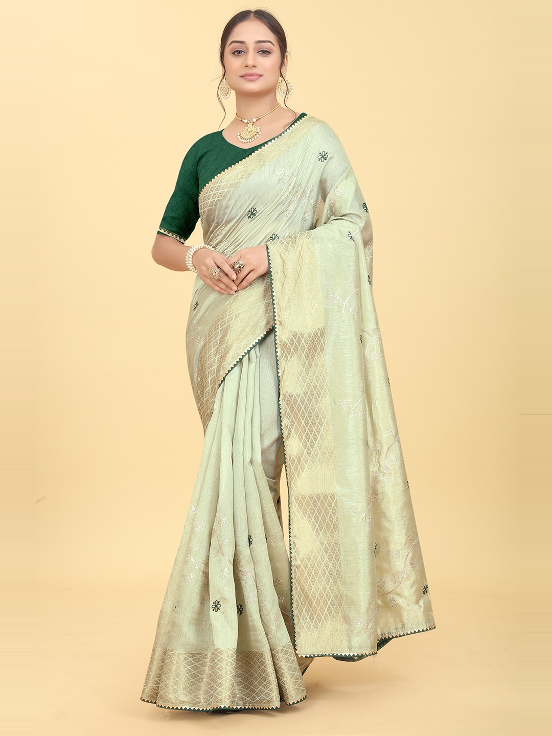 

Kiwie Ethnic Motifs Zari Saree, Sea green