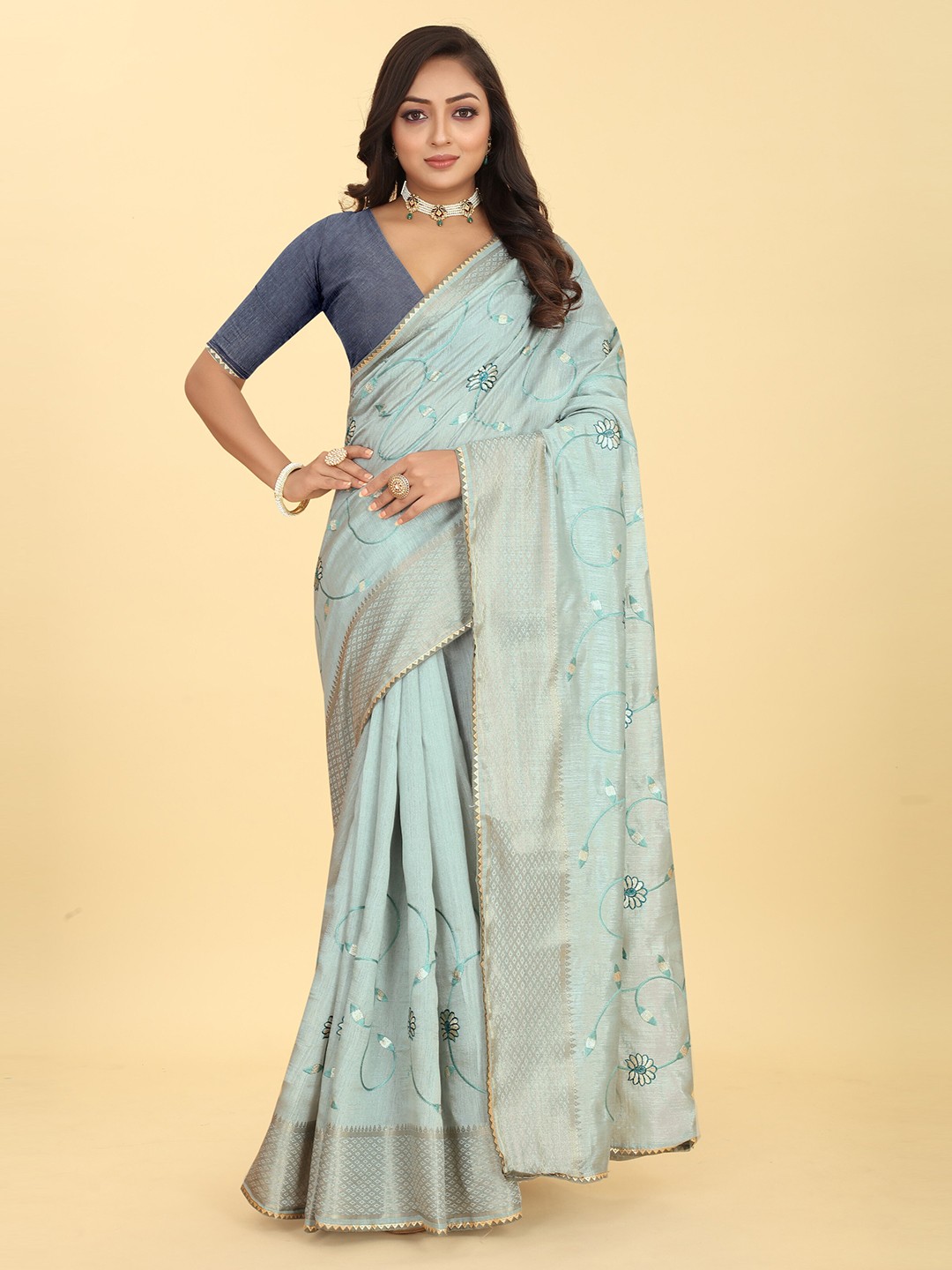 

Kiwie Floral Zari Saree, Blue