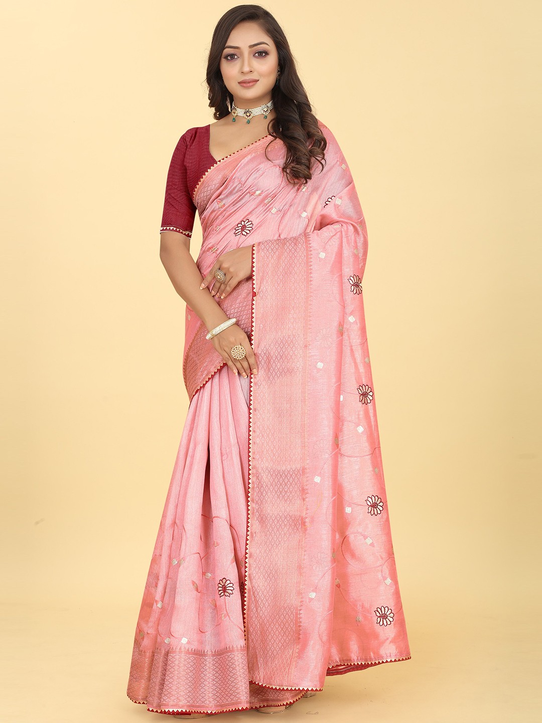 

Kiwie Ethnic Motifs Zari Saree, Pink