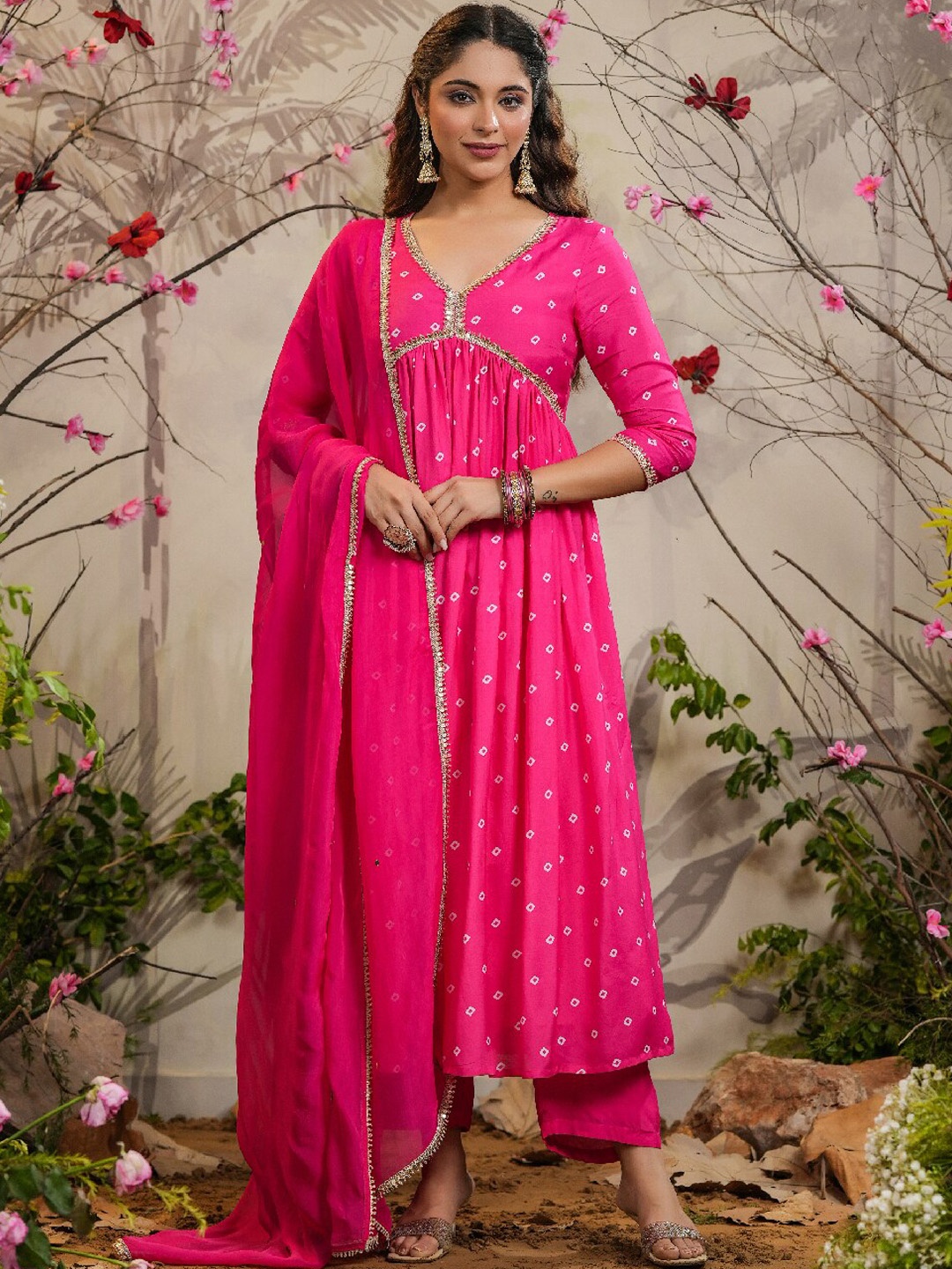 

EverBloom Bandhani Printed Empire Gotta Patti Kurta & Trousers With Dupatta, Pink