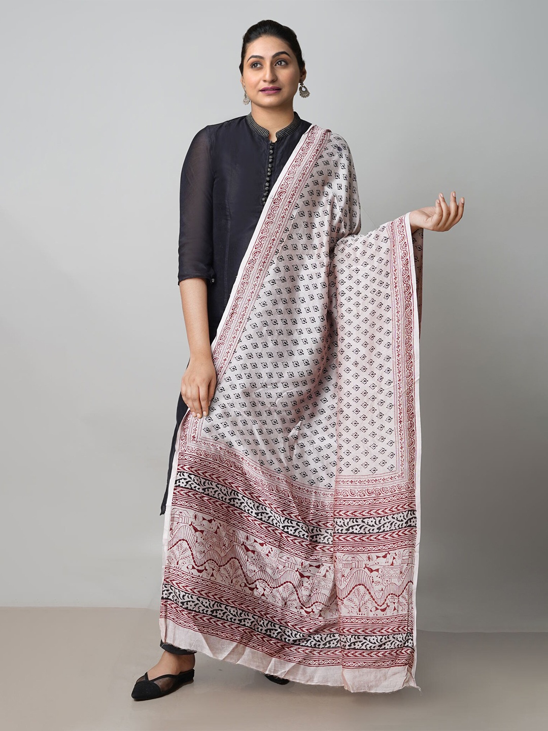

Unnati Silks Ethnic Motifs Printed Pure Cotton Dupatta, Beige