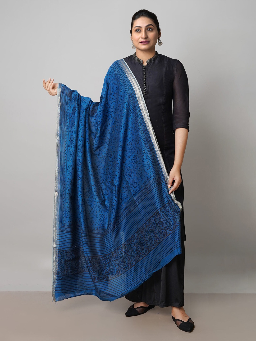 

Unnati Silks Floral Printed Pure Cotton Dupatta With Zari, Blue