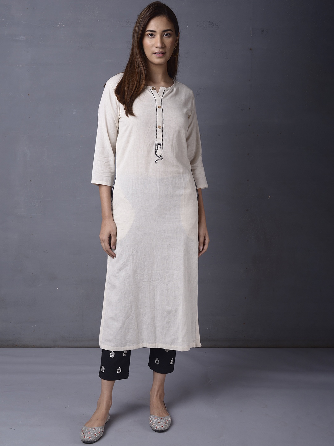 

PINKSKY Yoke or Border Design Pure Cotton Straight Kurta With Trousers, Off white