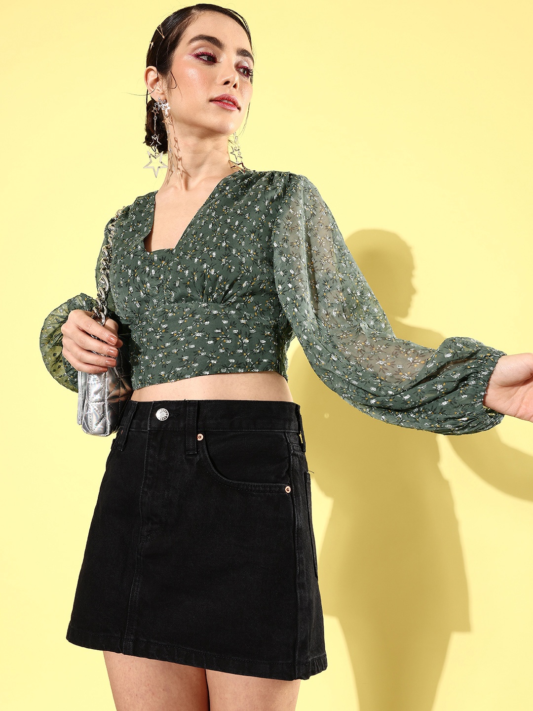 

QUIERO Floral Printed Puff Sleeve Georgette Blouson Crop Top, Olive