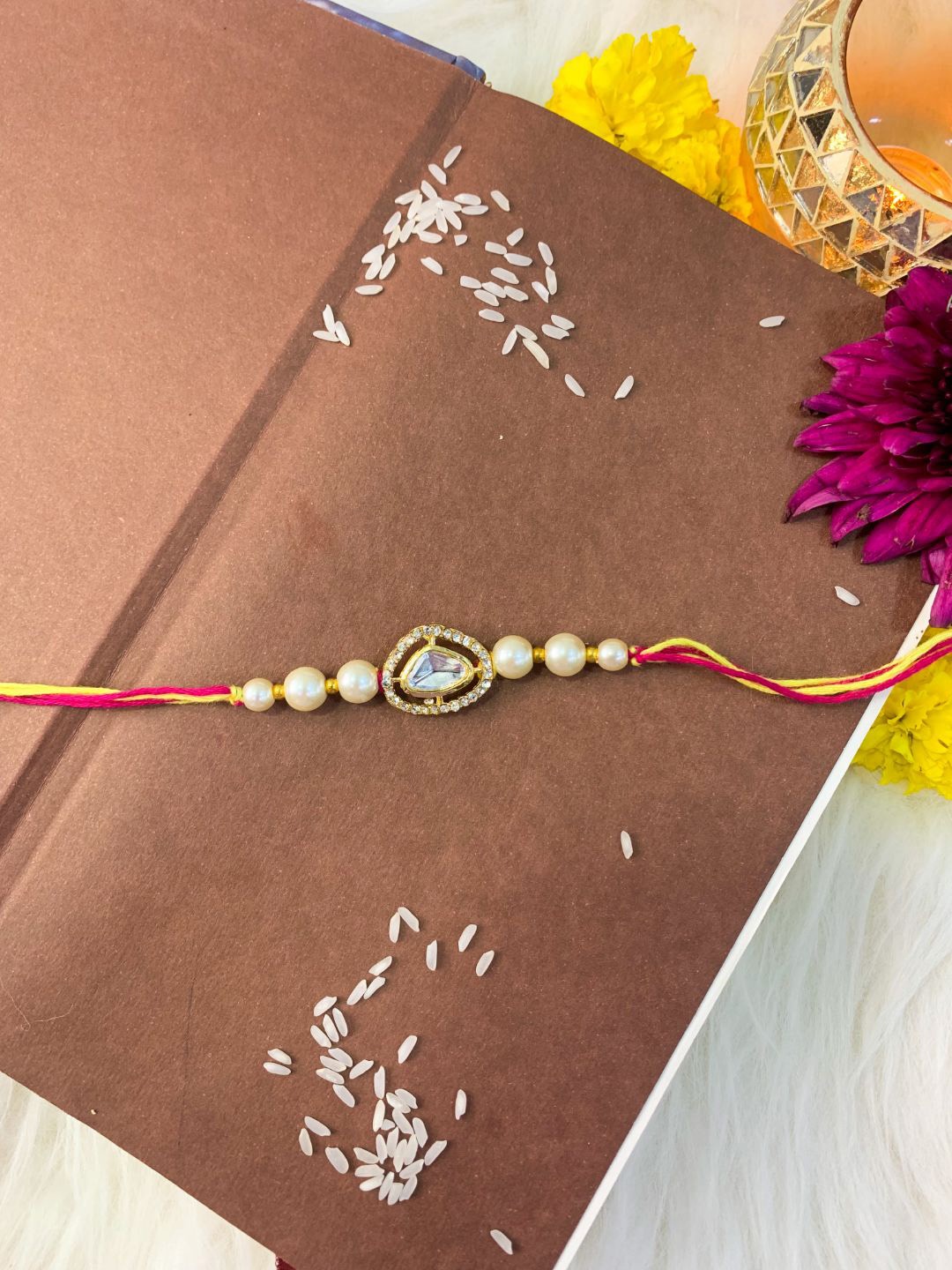 

I Jewels Kundan-Studded & Beaded Rakhi, White