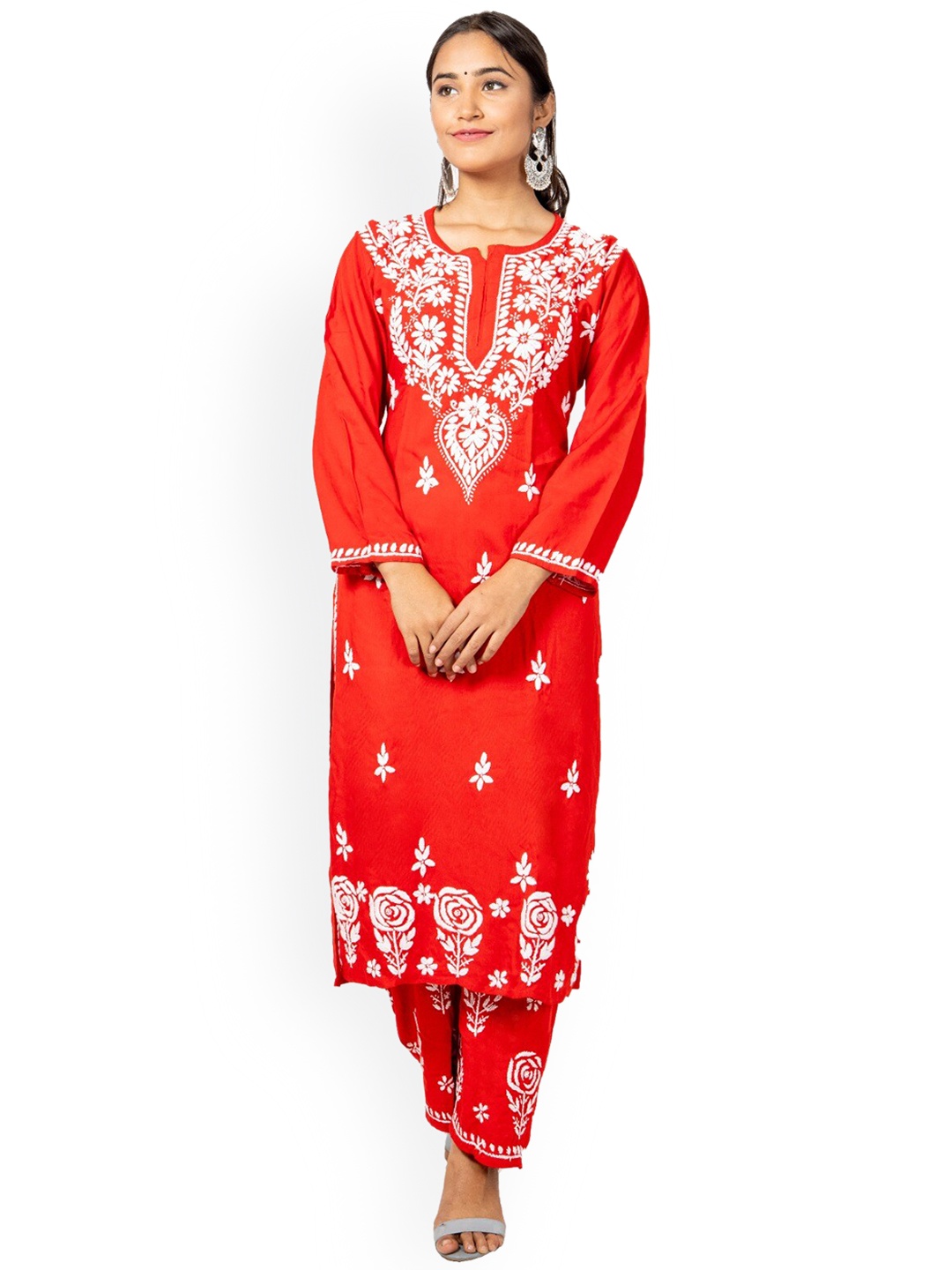 

FAWOMENT Floral Embroidered Chikankari Kurta With Palazzos, Red