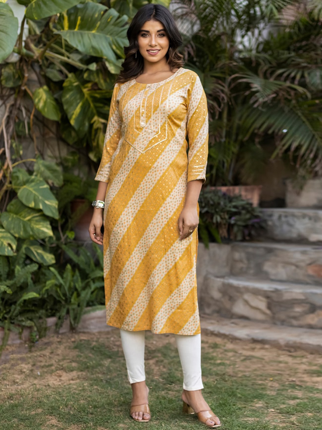 

Anubhutee Striped Straight Kurta, Yellow