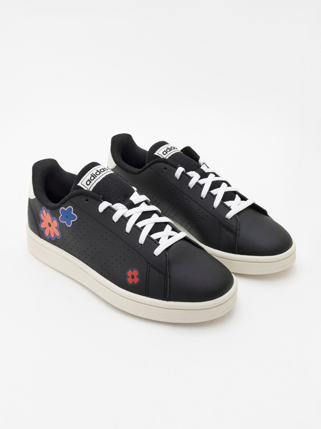 

ADIDAS Women ADVANTAGE BASE Sneakers, Black