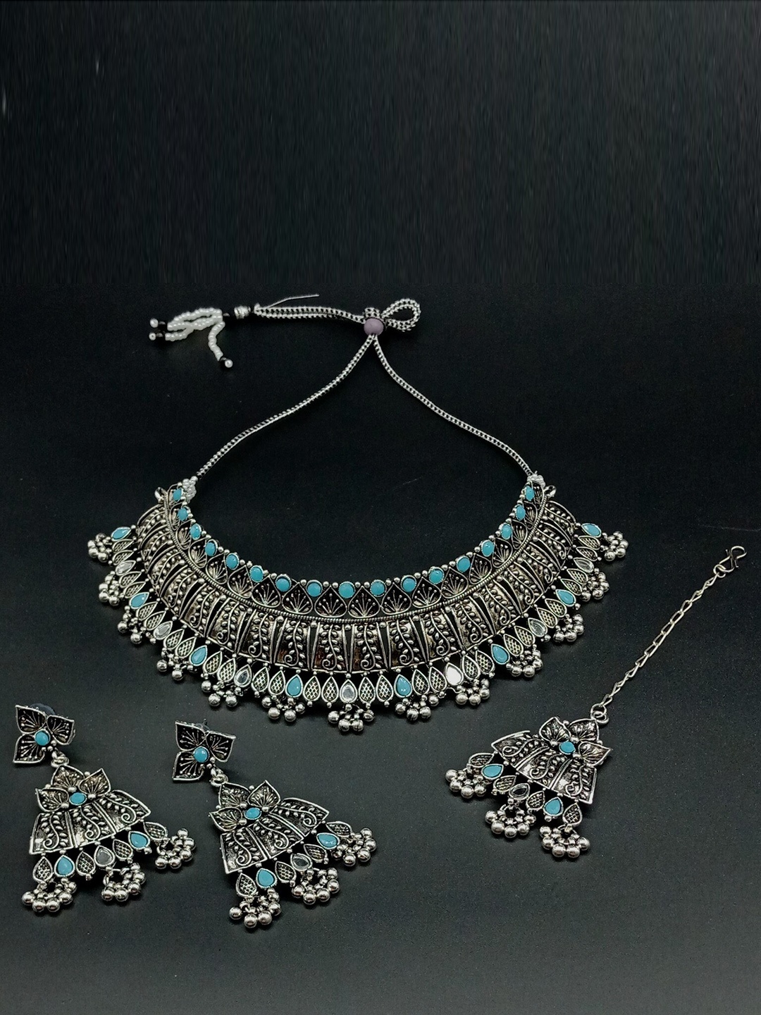 

AASHISH IMITATION Rhodium-Plated Stone-Studded Jewellery Set With Maang Tikka, Silver