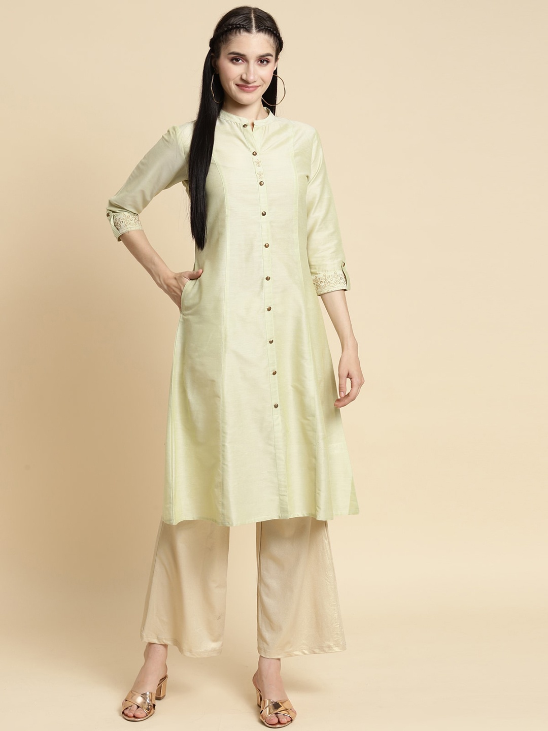 

Rangita Mandarin Collar A-Line Kurta, Green