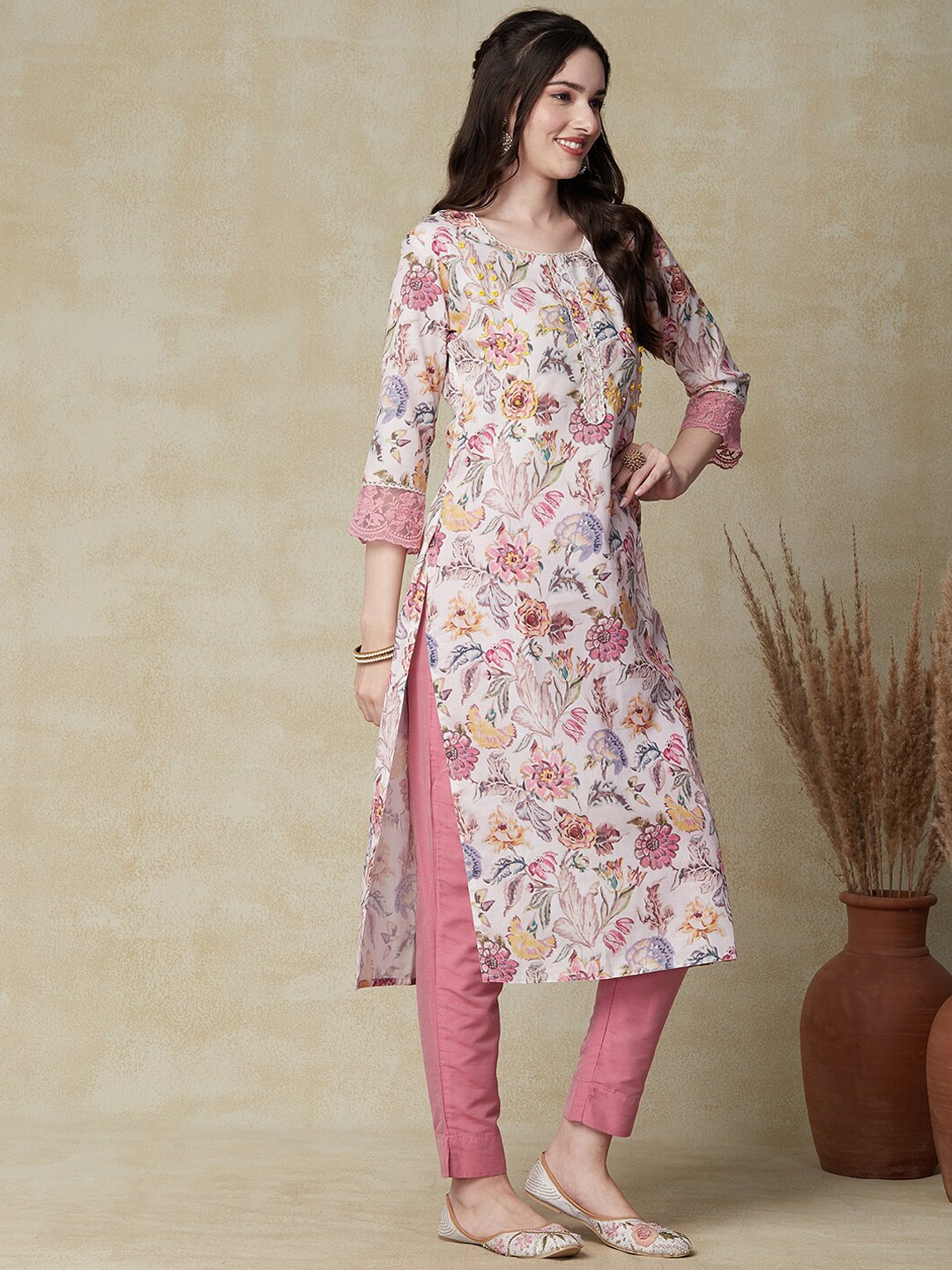 

FASHOR Beige And Pink Floral Printed Thread Work Kurta