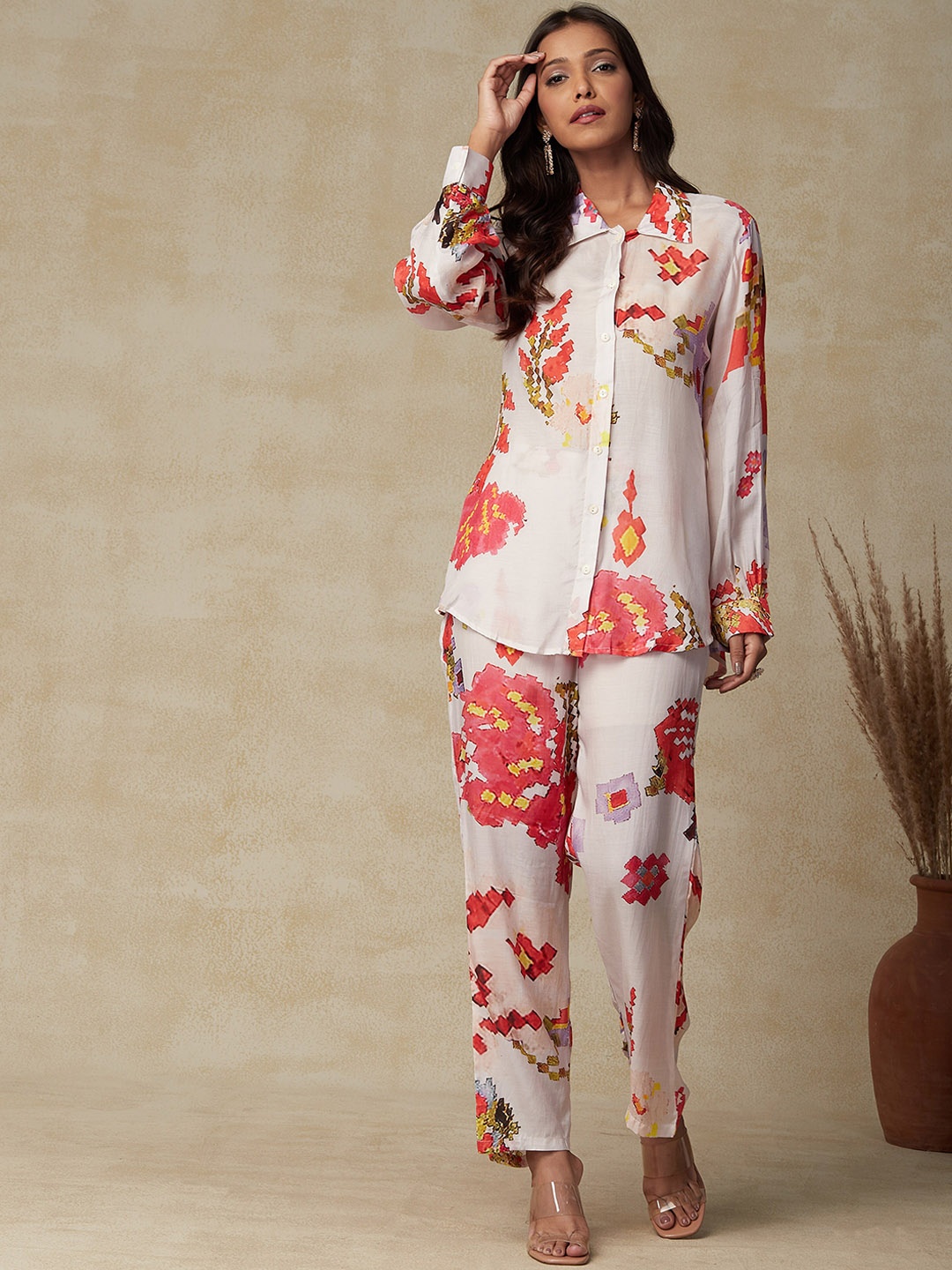 

FASHOR Abstract Printed Shirt With Trousers, White