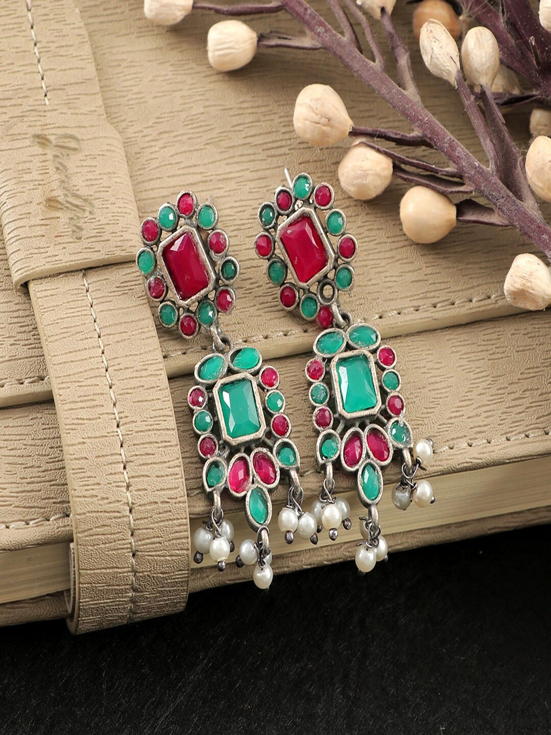 

UNIVERSITY TRENDZ Silver-Plated Classic Drop Earrings