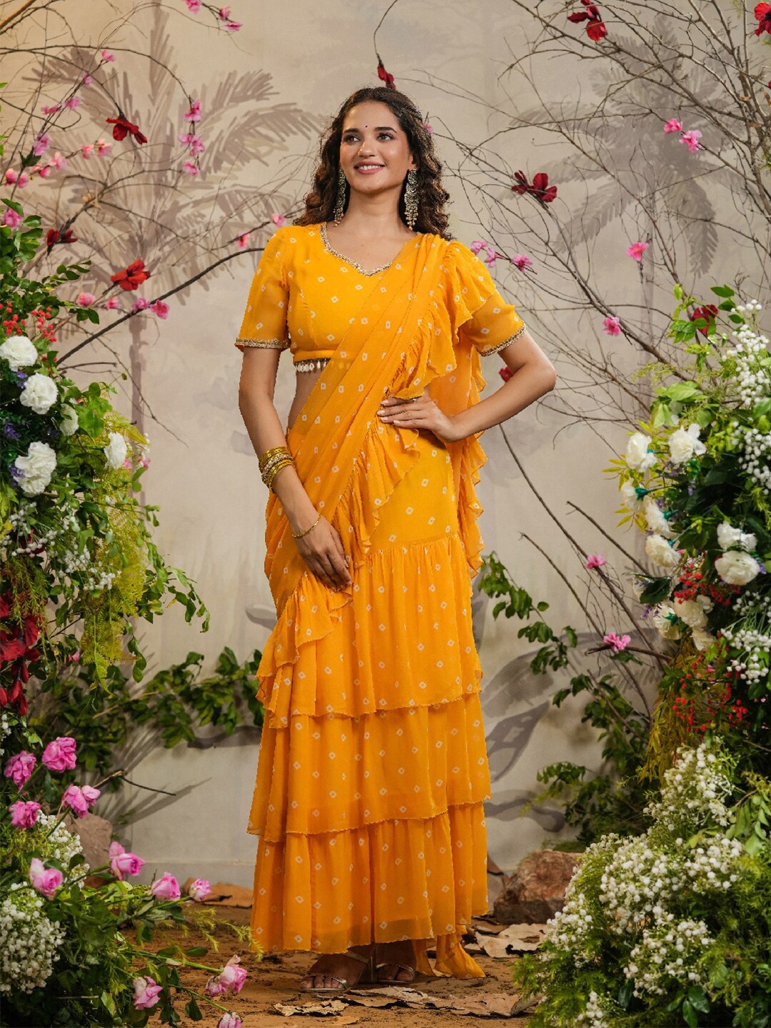 

EverBloom Bandhani Printed Embroidered Pure Georgette Ready to Wear Saree, Yellow