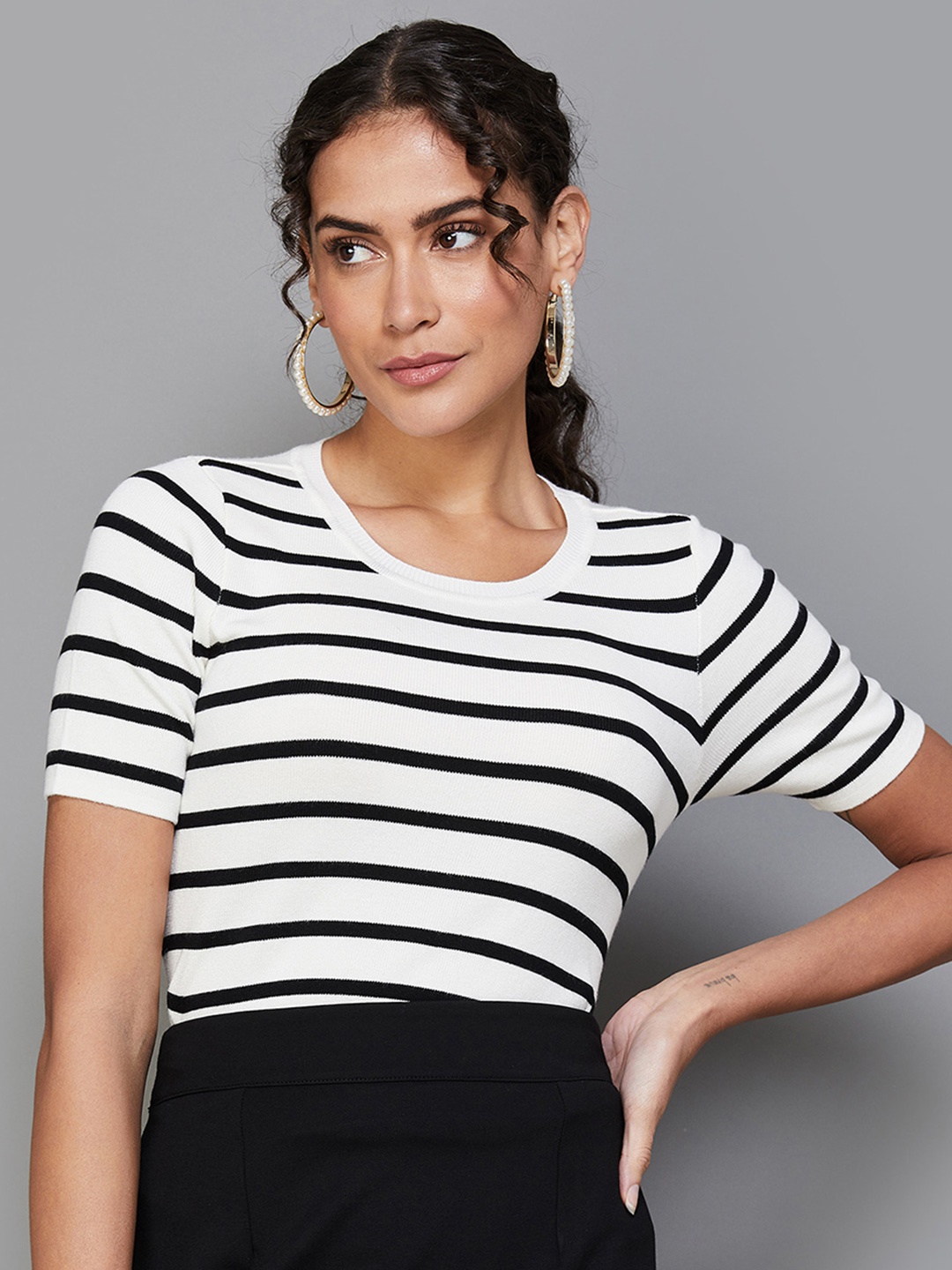 

CODE by Lifestyle Striped Round Neck Regular Top, Off white