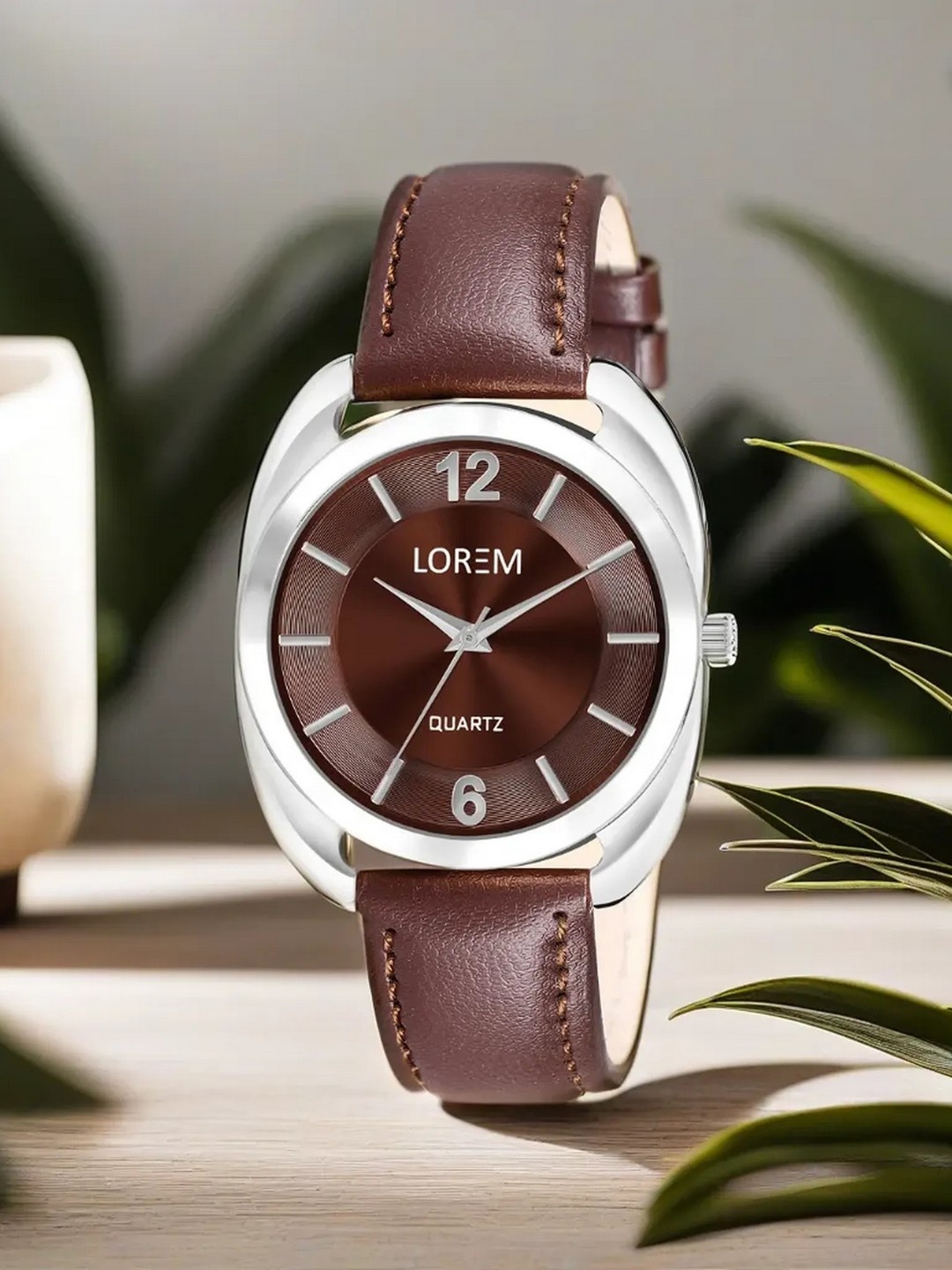

LOREM Brass Dial & Leather Straps Analogue Watch, Brown