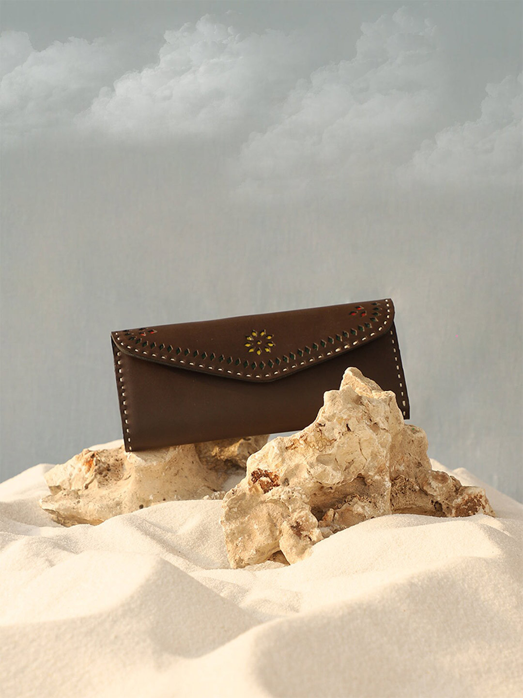 

A BIG INDIAN STORY Women Floral Leather Envelop Wallet, Brown
