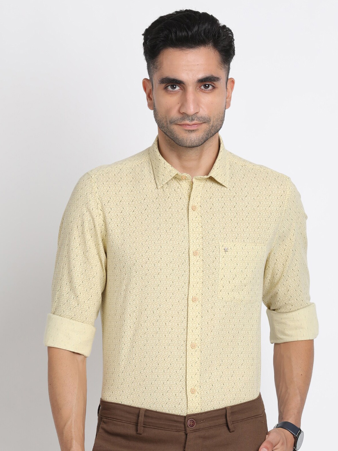 

Turtle Relaxed Slim Fit Micro or Ditsy Printed Casual Shirt, Yellow