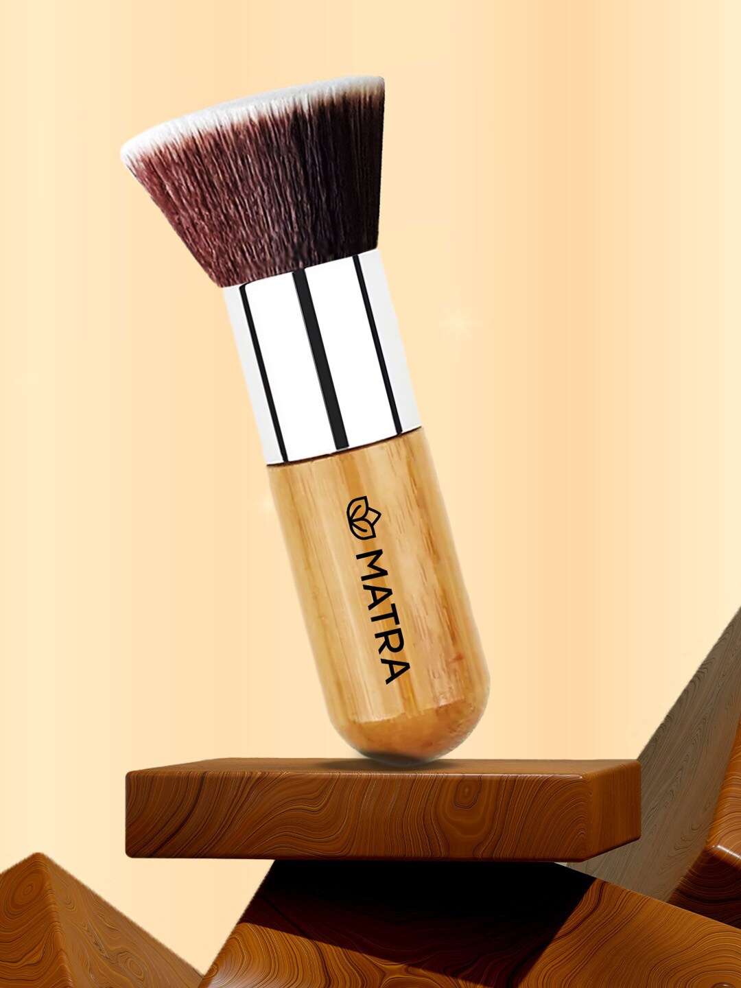 

MATRA Flat Top Kabuki Foundation Makeup Brush, Beige