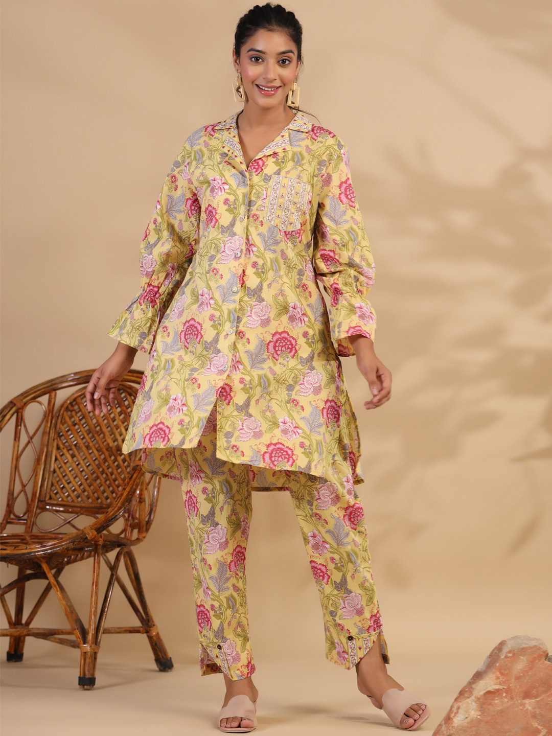 

Readiprint Floral Printed Regular Aari Work Pure Cotton Kurta With Trousers, Yellow