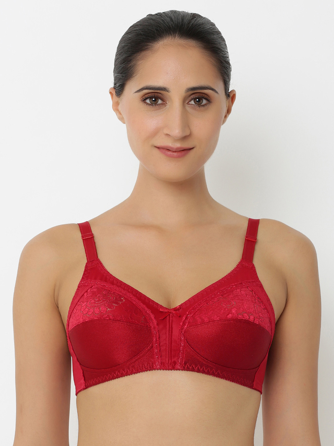 

Triumph Claudette 103 Wireless Non Padded Full Coverage Support Classics Bra, Red
