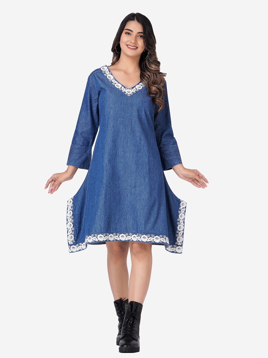

SUMAVI-FASHION Floral Embroidered Organic Cotton Denim A-Line Dress, Blue
