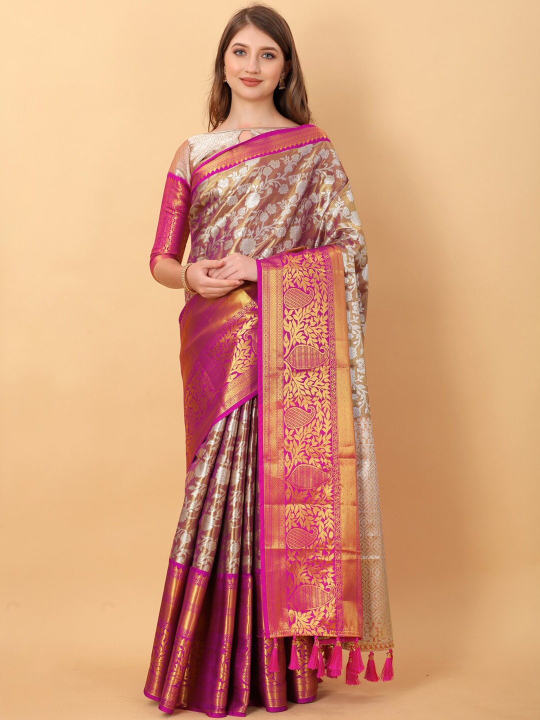 

JATRIQQ Woven Design Zari Kanjeevaram Saree, Brown