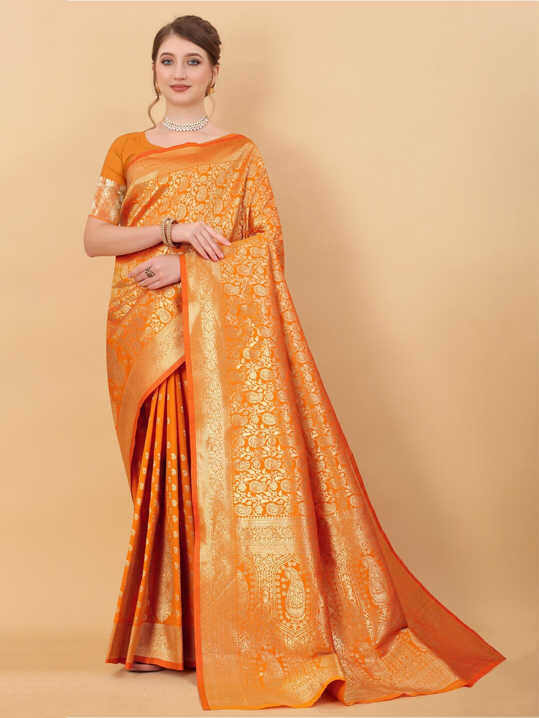 

JATRIQQ Woven Design Zari Kanjeevaram Saree, Orange