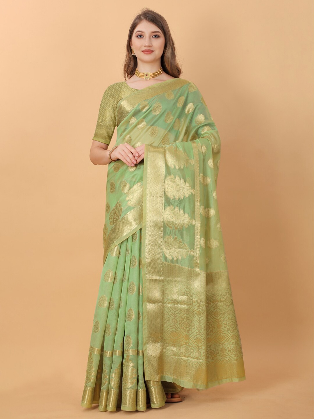 

JATRIQQ Ethnic Motifs Woven Design Zari Organza Saree, Green