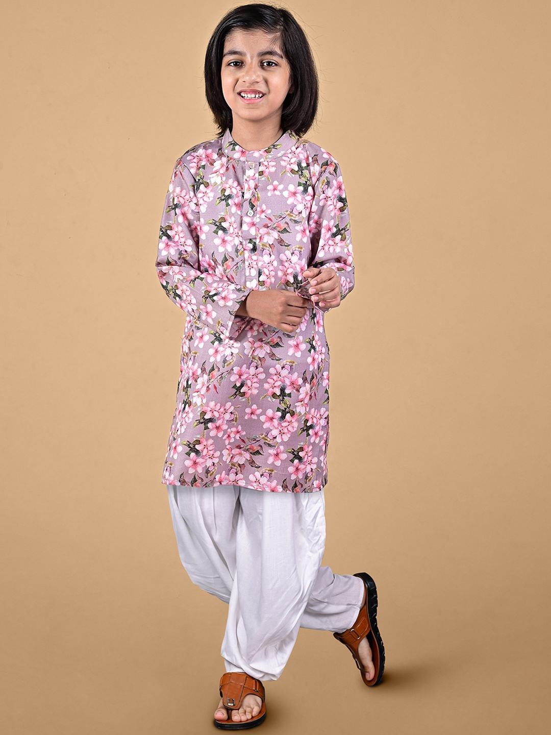 

VESHAM Boys Floral Printed Kurta with Patiala, Grey
