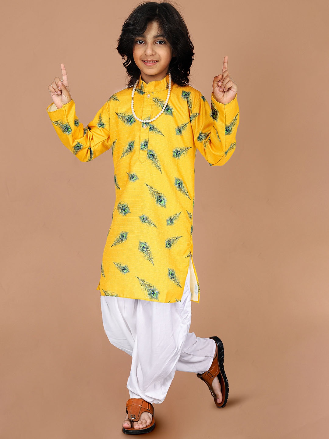 

VESHAM Boys Floral Printed Kurta With Patiala, Yellow
