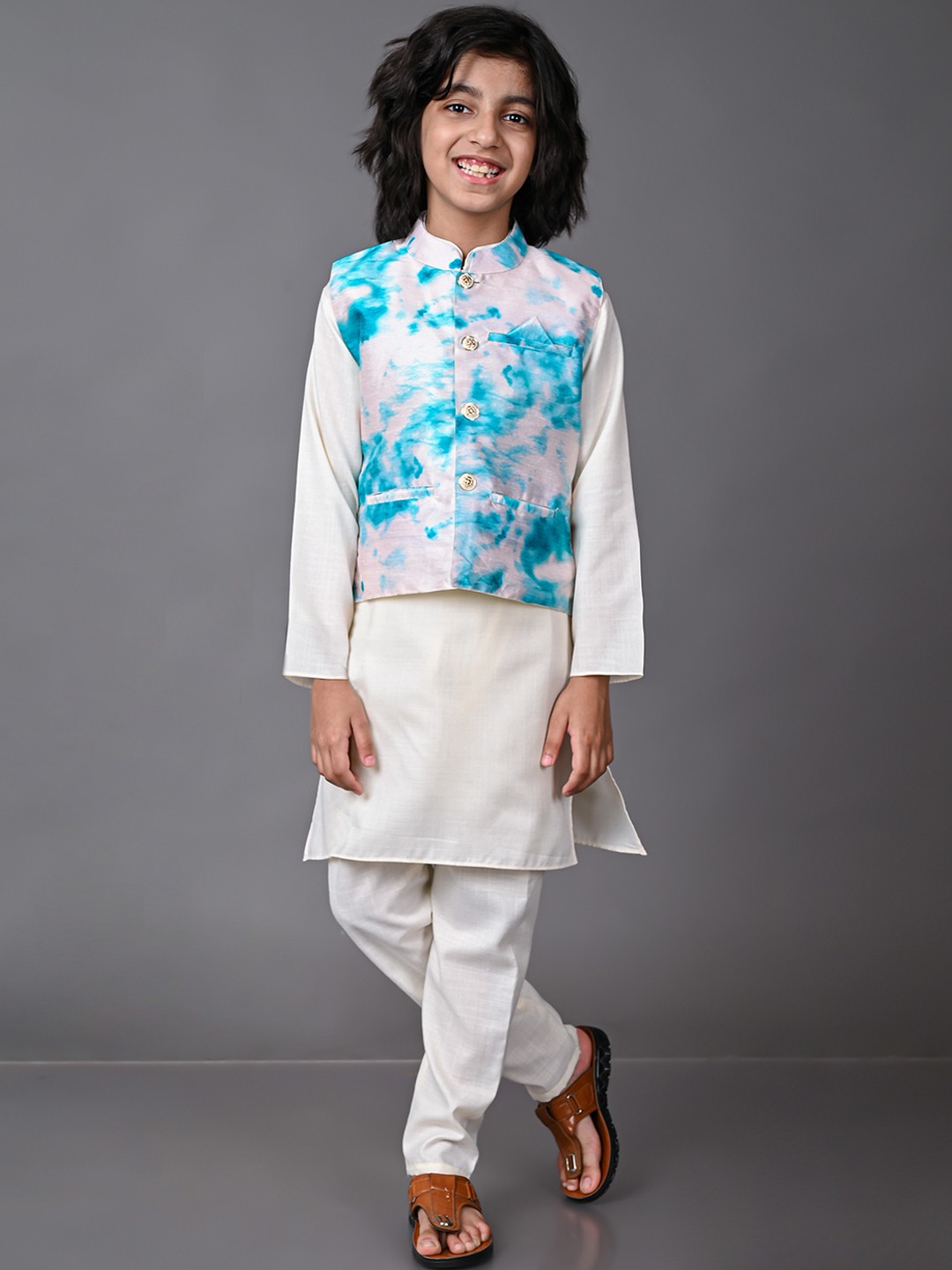

VESHAM Boys Mandarin Collar Kurta With Pyjamas & Jacket, Blue