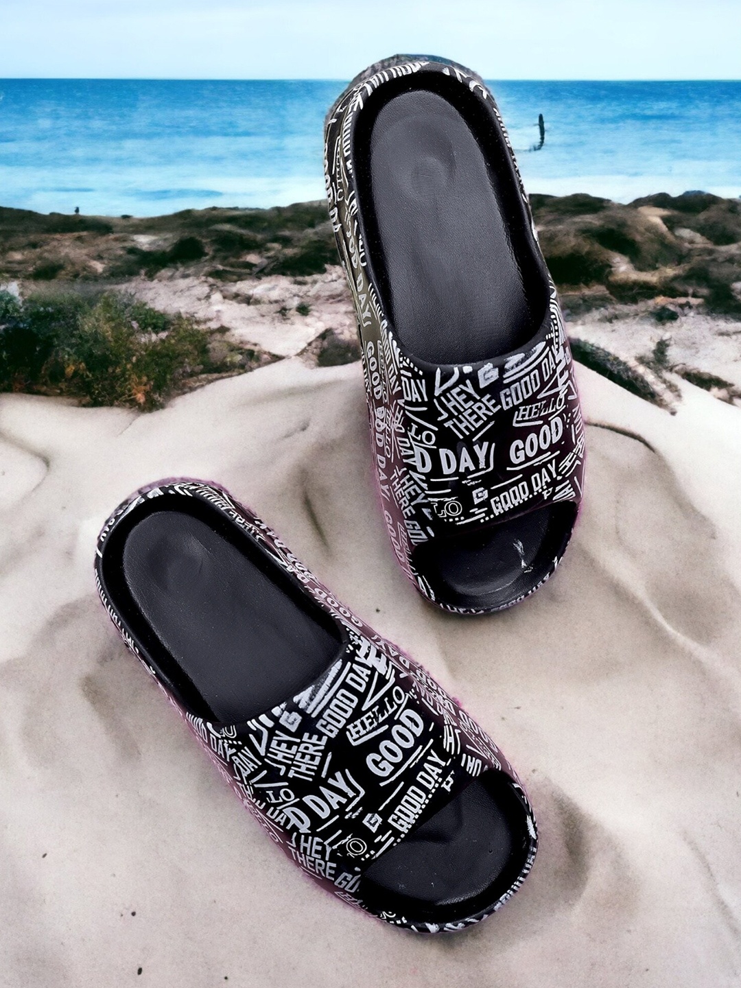 

Pampy Angel Men Goodday Printed Croslite Sliders, Black