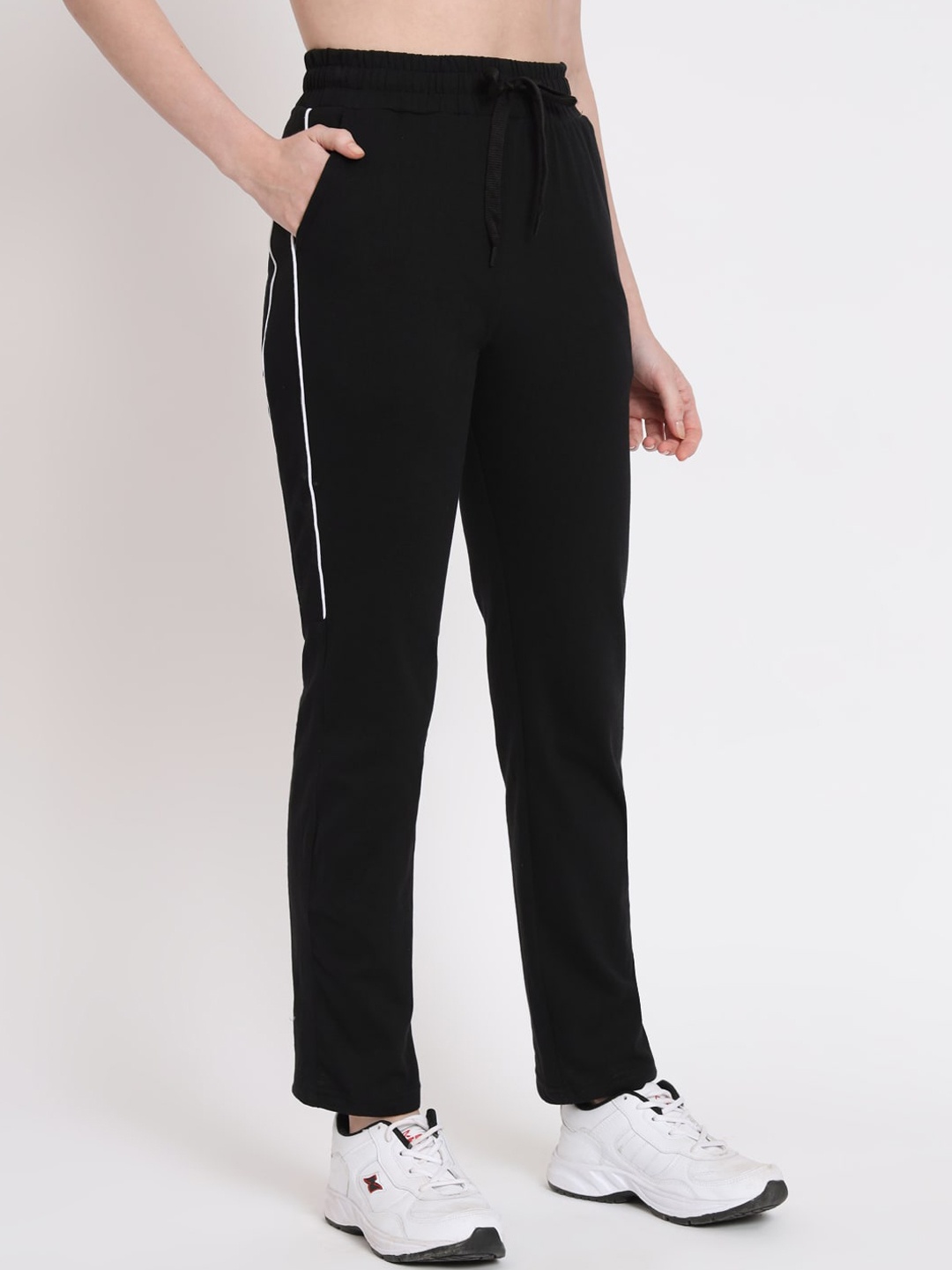 

Q-rious Women Mid-Rise Pure Cotton Track Pants, Black