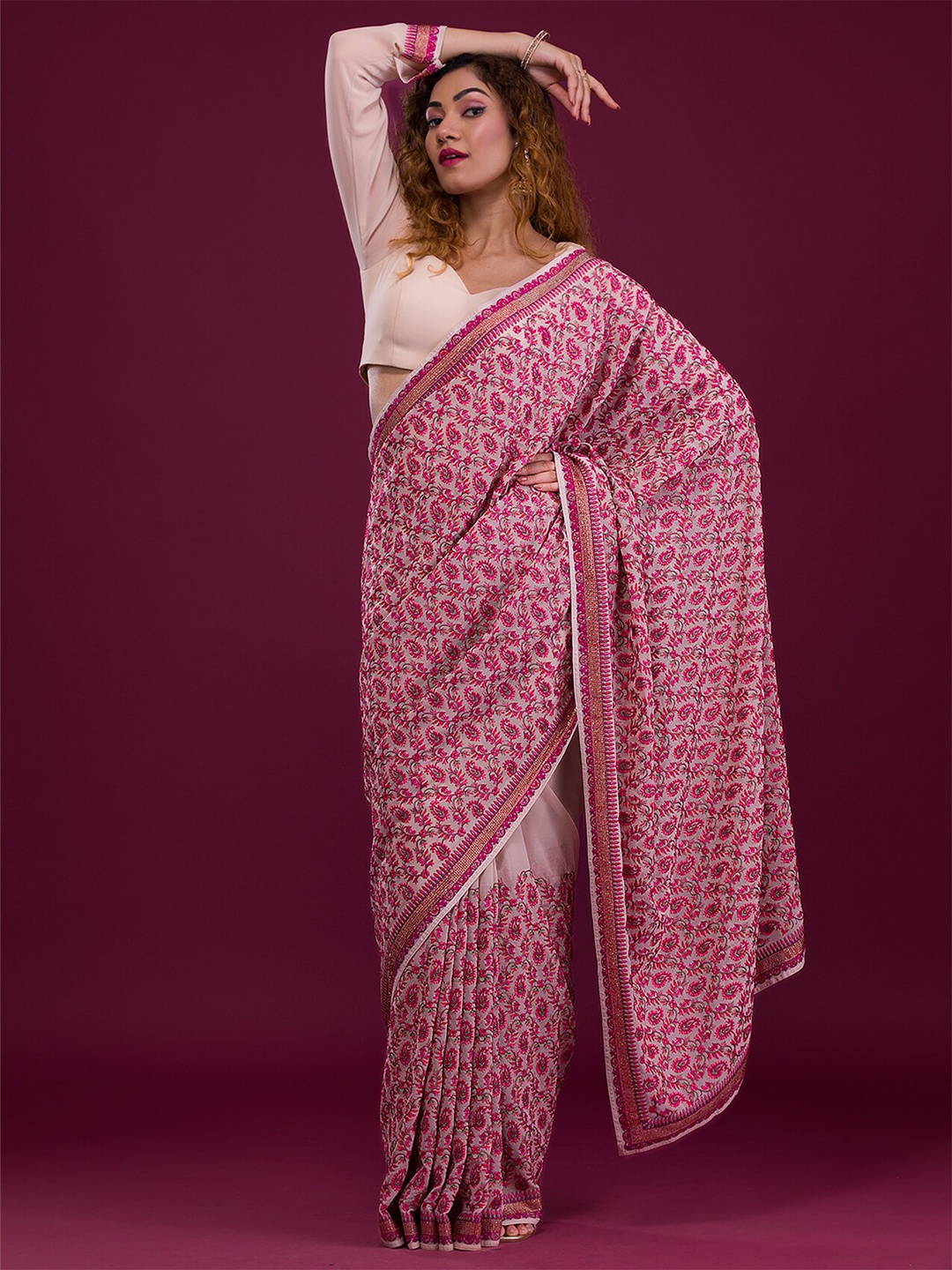 

Koskii Paisley Embroidered Saree, Beige