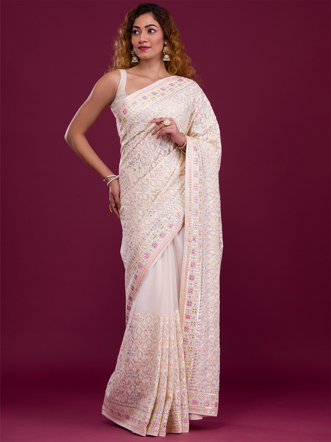 

Koskii Floral Embroidered Mirror Work Saree, Cream